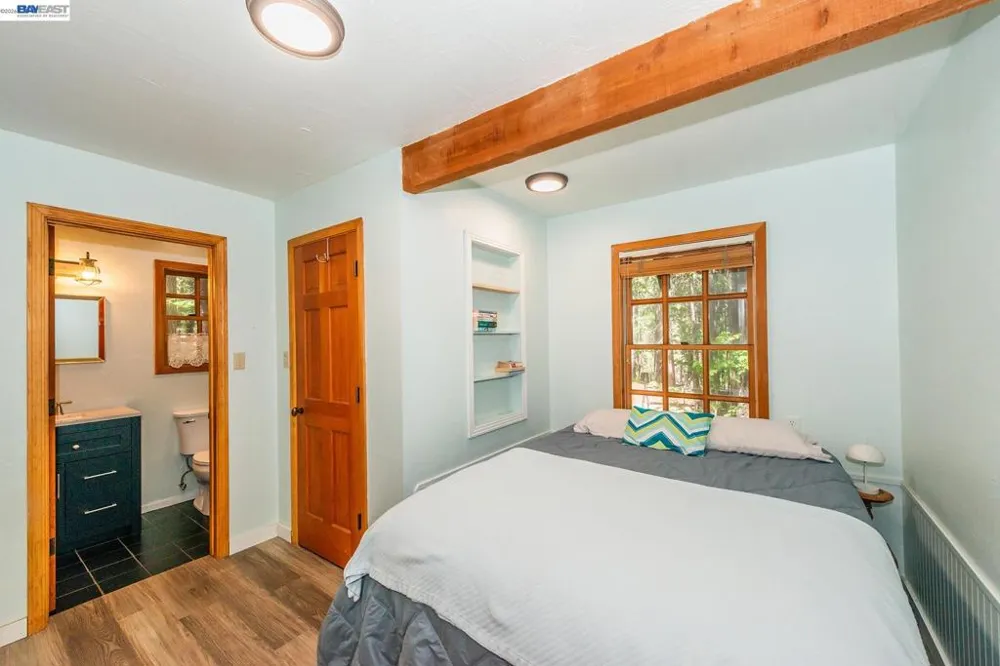751 Mountain Aire, Ln Trinity Center, CA 96091