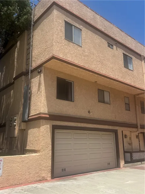 1039 Mount Olive Drive