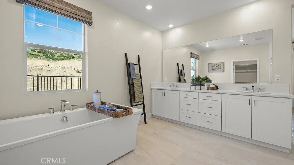2133 Perdido Lane Santa Paula, CA 93060