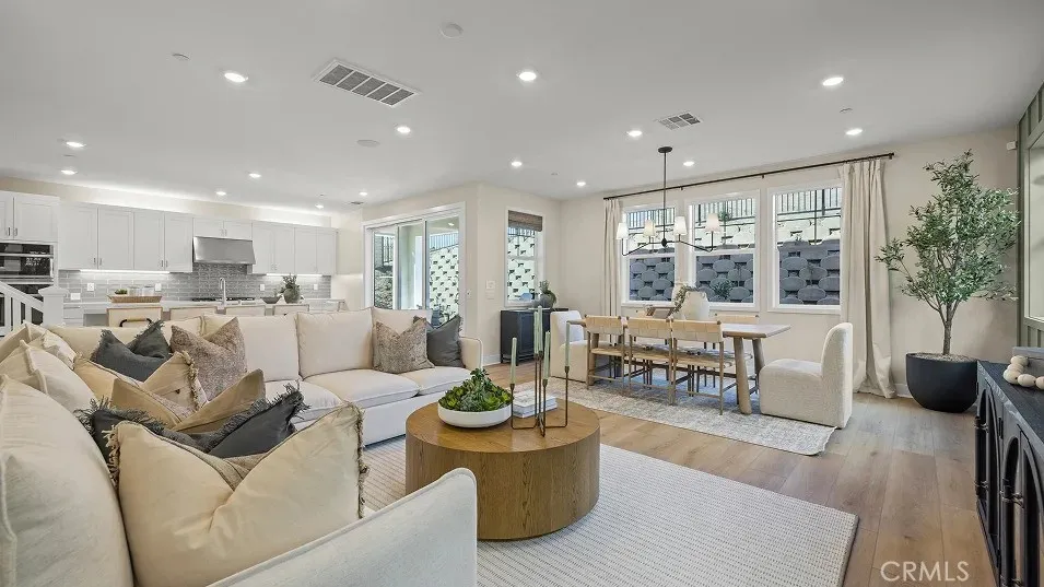 2133 Perdido Lane Santa Paula, CA 93060