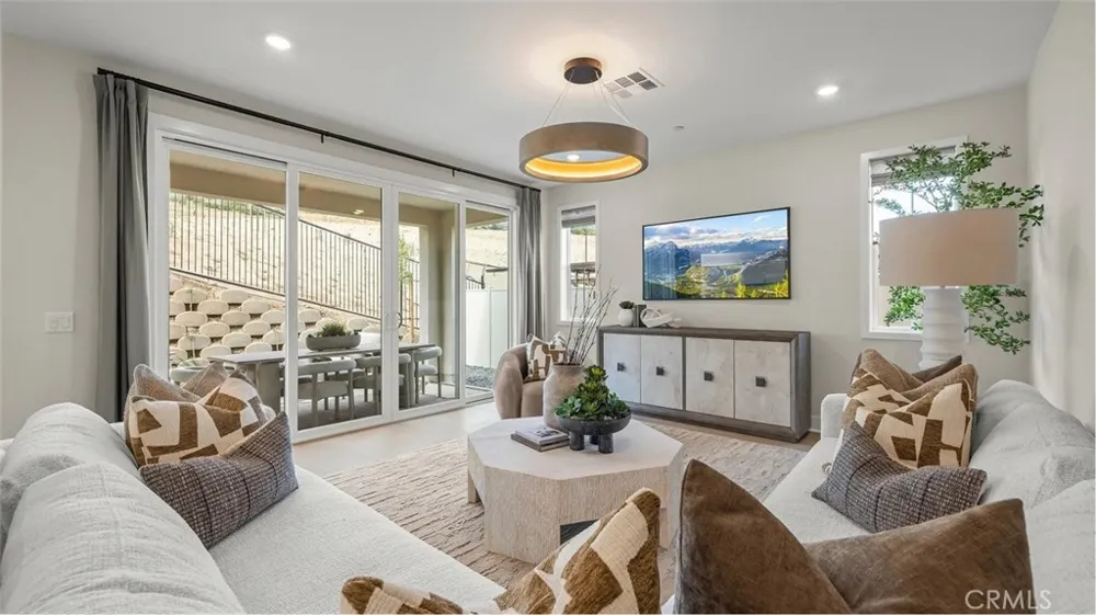 2145 Perdido Lane Santa Paula, CA 93060