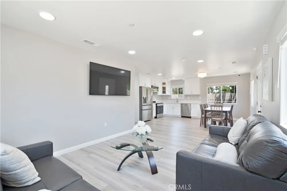 532 Mcfadden La Habra, CA 90631