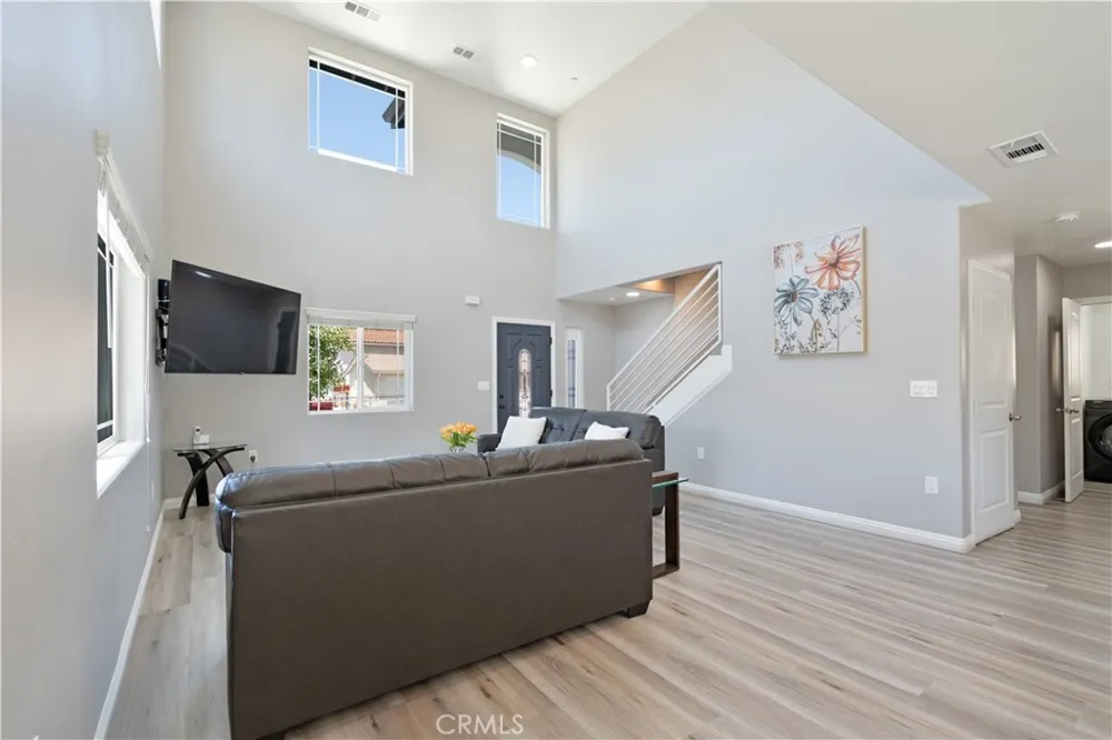 532 Mcfadden La Habra, CA 90631