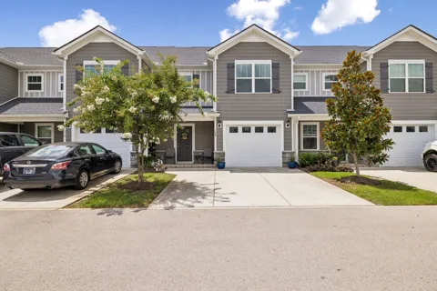 108 Shannon Pl