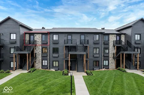 102 Clarendon Drive #506