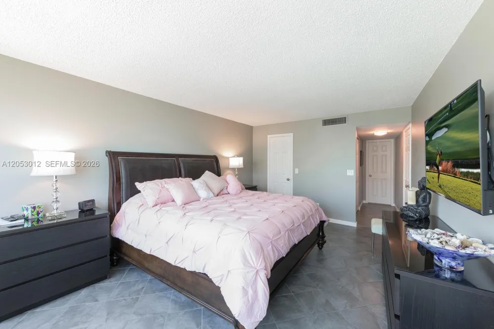 3590 S Ocean Blvd #707 South Palm Beach, FL 33480