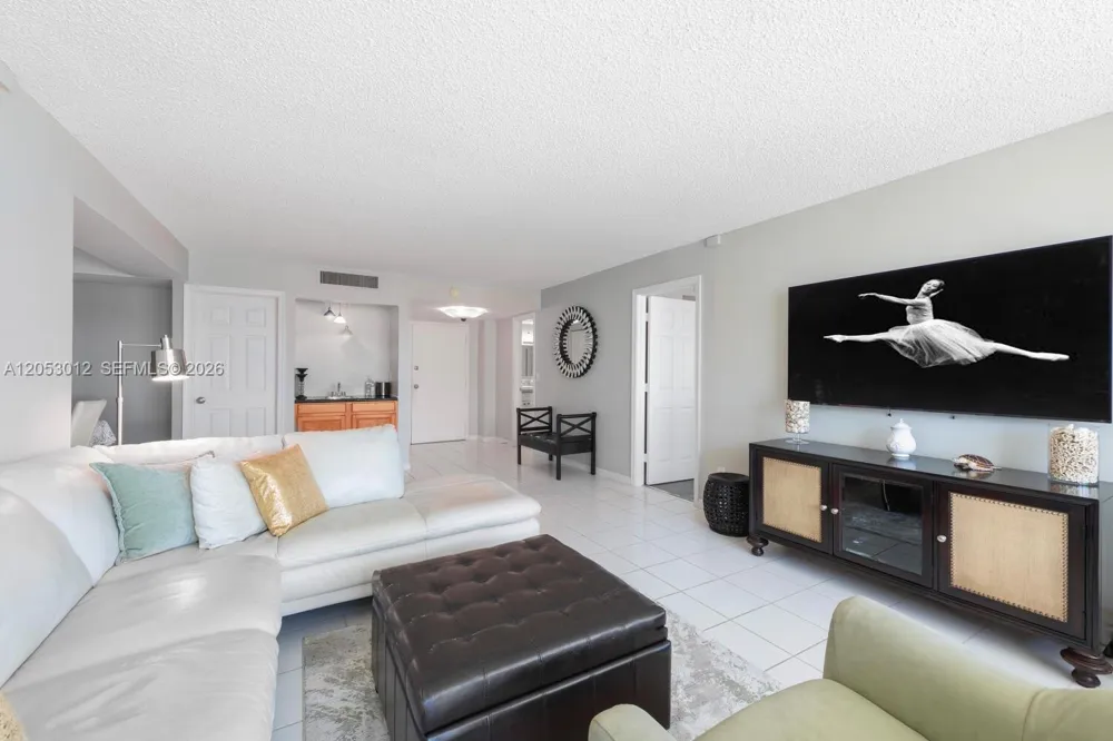 3590 S Ocean Blvd #707 South Palm Beach, FL 33480
