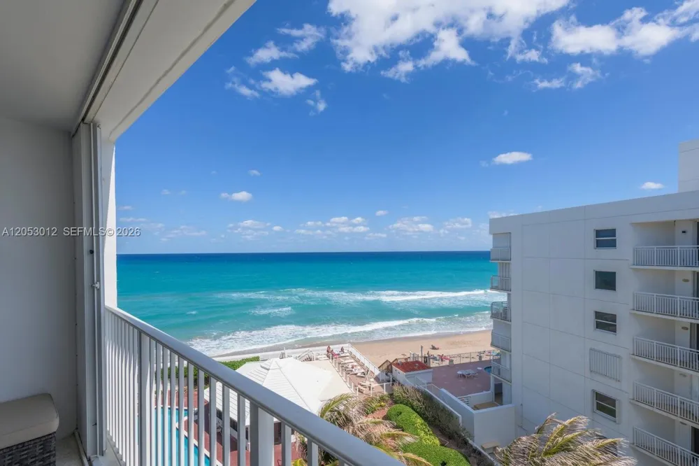 3590 S Ocean Blvd #707 South Palm Beach, FL 33480