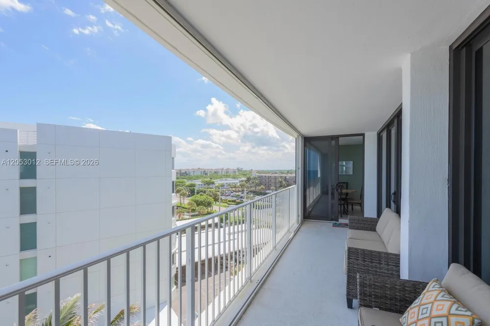 3590 S Ocean Blvd #707 South Palm Beach, FL 33480