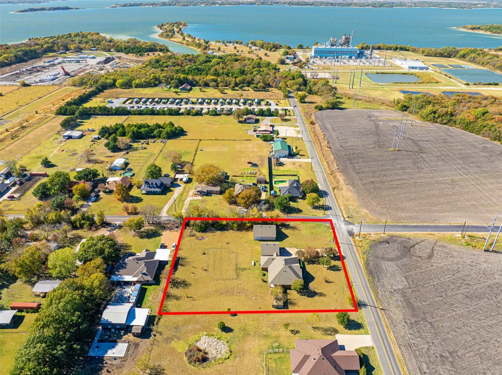 14184 County Road 489 Nevada, TX 75173