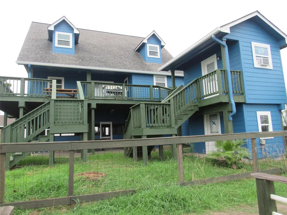 1915 County Road 299 Sargent, TX 77414