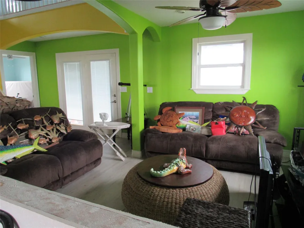1915 County Road 299 Sargent, TX 77414