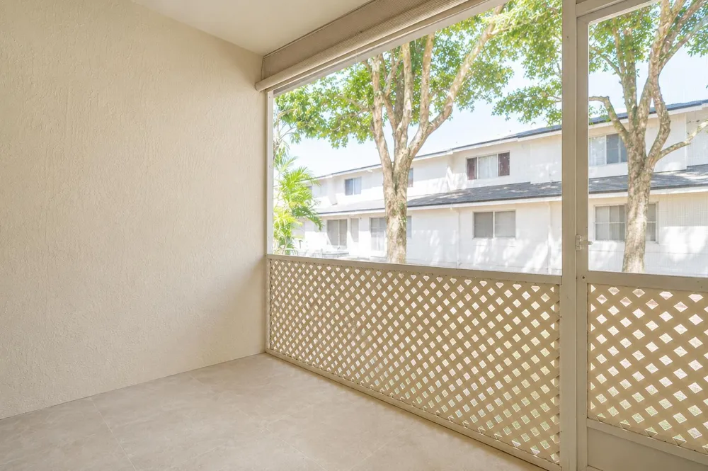 3314 Concert Lane #128 Margate, FL 33063
