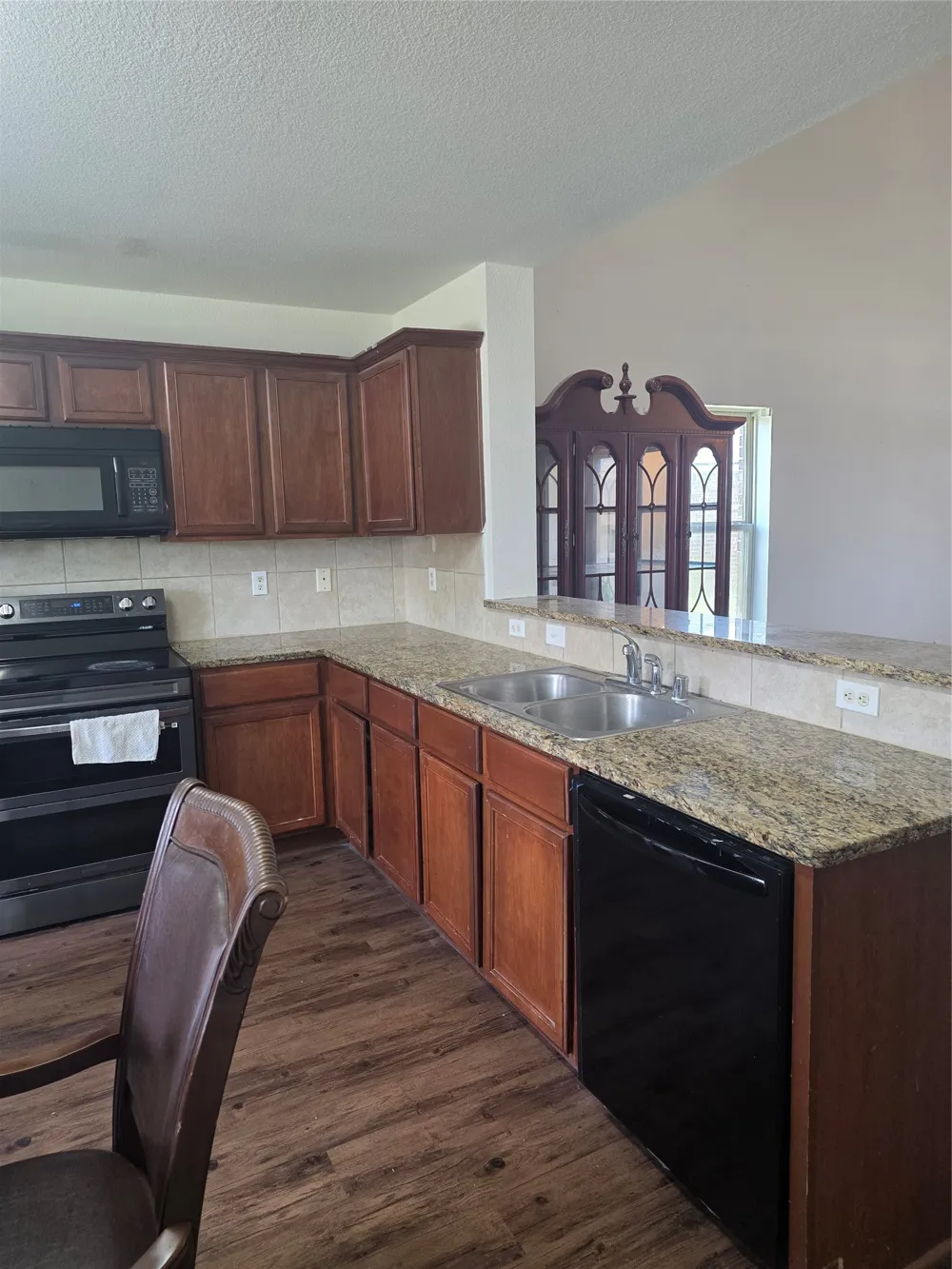 2803 Aberdeen Drive Seagoville, TX 75159