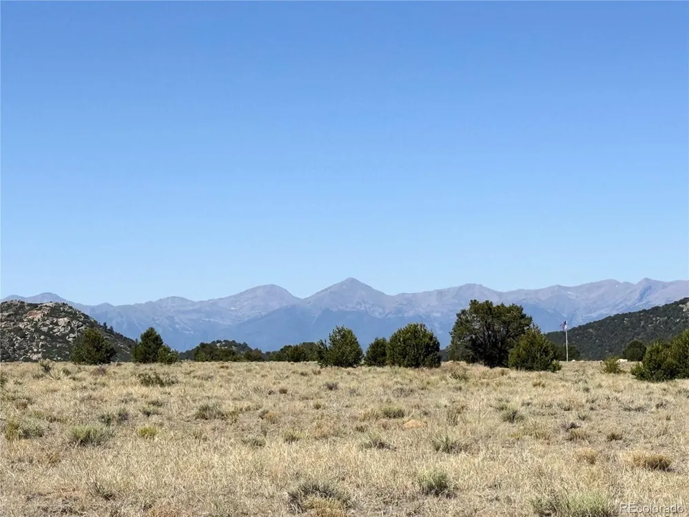 705 Riggs Road Westcliffe, CO 81252