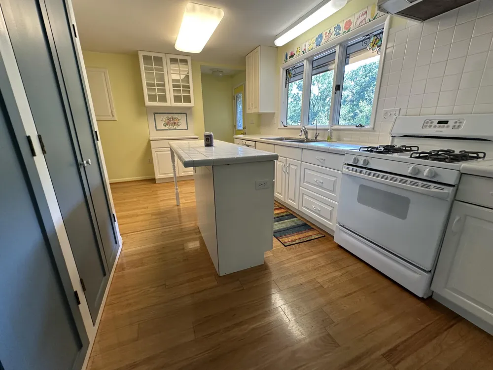 2631 Maple Road Scio Township, MI 48103