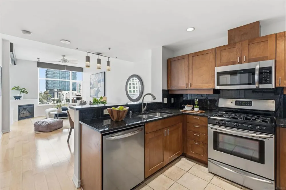 475 Redwood St #701 San Diego, CA 92103