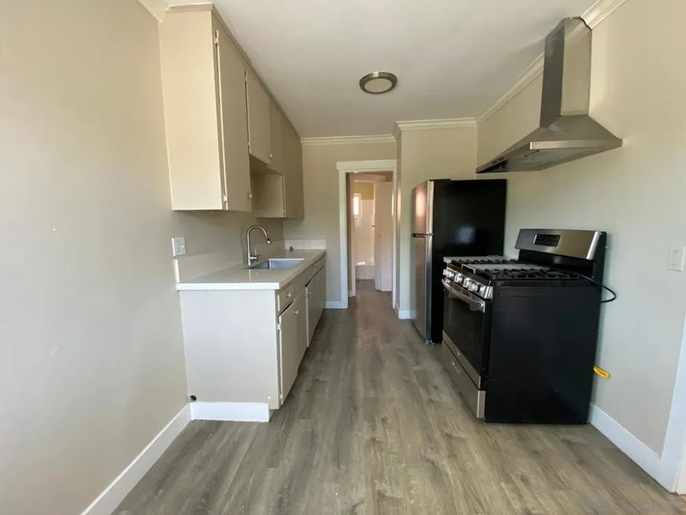 285 S Mollison Ave El Cajon, CA 92020