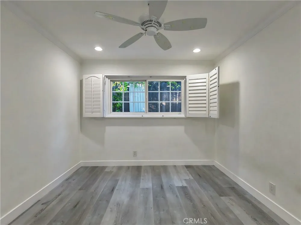 7049 Semrad Road West Hills, CA 91307