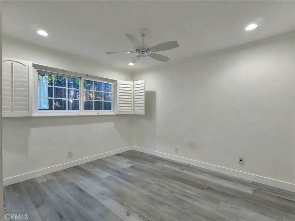7049 Semrad Road West Hills, CA 91307
