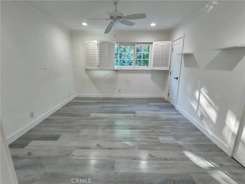7049 Semrad Road West Hills, CA 91307