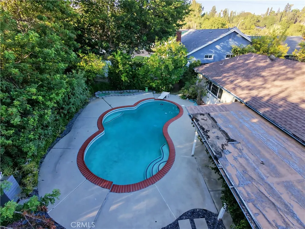 7049 Semrad Road West Hills, CA 91307