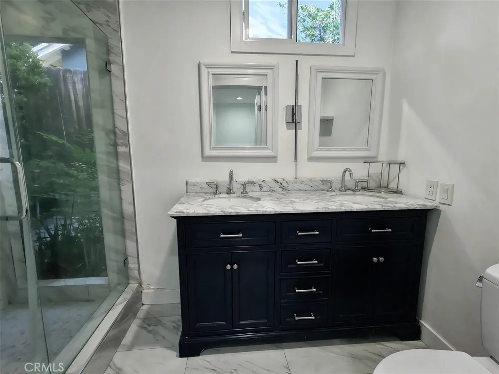 7049 Semrad Road West Hills, CA 91307