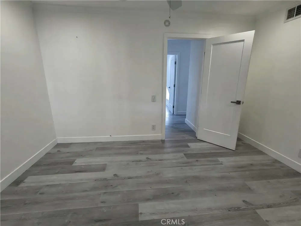 7049 Semrad Road West Hills, CA 91307