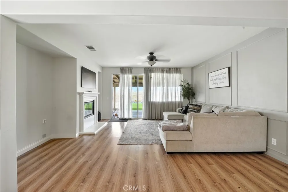 2351 Alpaca Avenue Rosamond, CA 93560