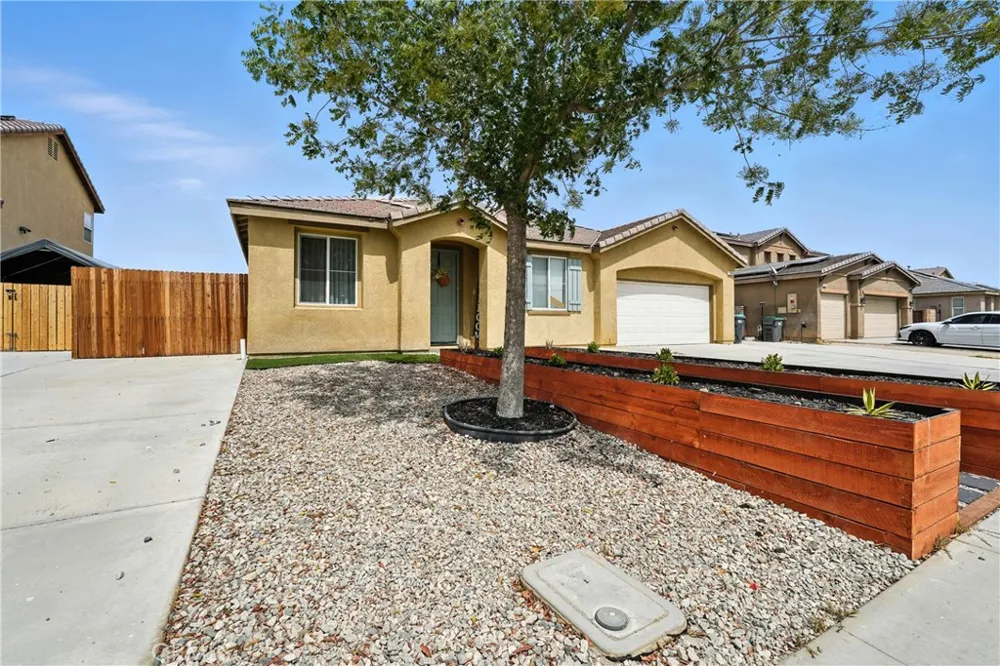 2351 Alpaca Avenue Rosamond, CA 93560