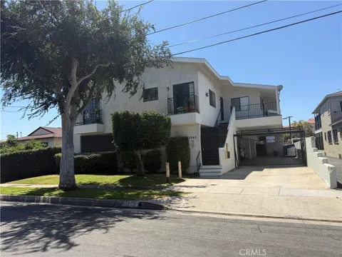 3940 W 112th