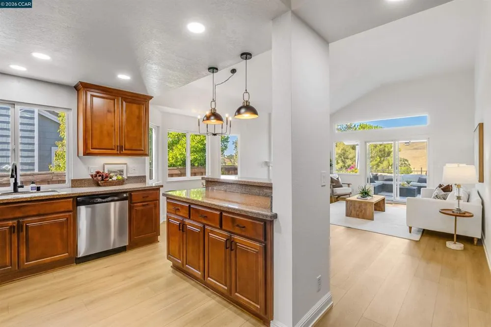 109 Crow Pl Clayton, CA 94517