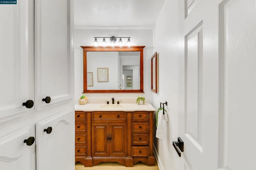 109 Crow Pl Clayton, CA 94517