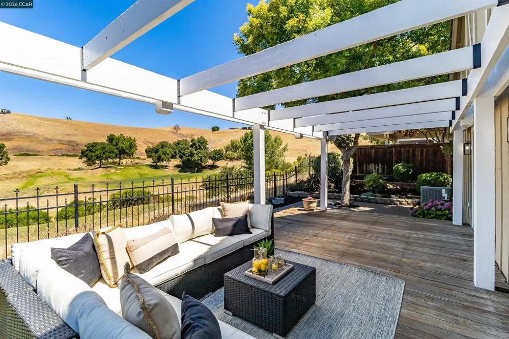 109 Crow Pl Clayton, CA 94517
