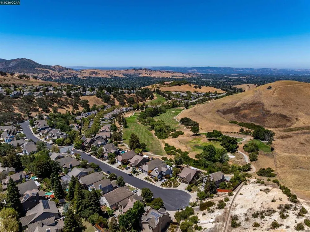 109 Crow Pl Clayton, CA 94517