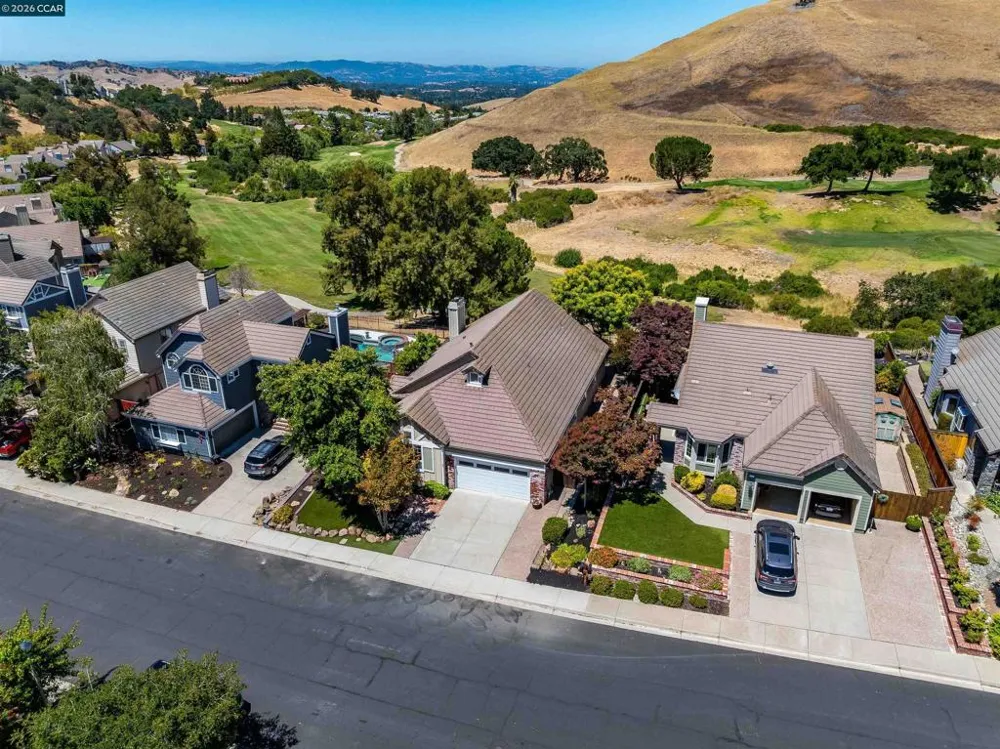 109 Crow Pl Clayton, CA 94517
