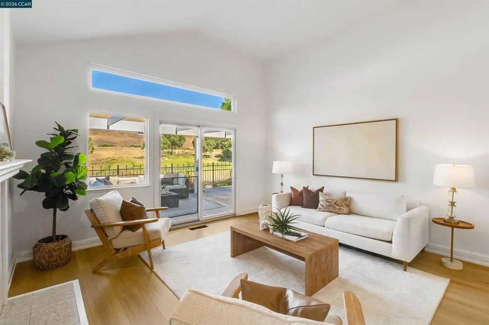 109 Crow Pl Clayton, CA 94517