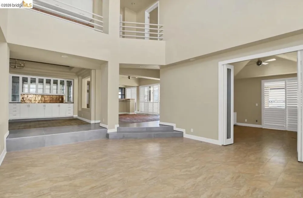 1957 Dolphin Pl Discovery Bay, CA 94505