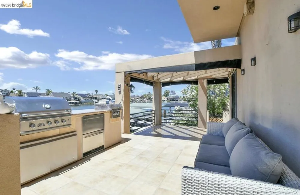 1957 Dolphin Pl Discovery Bay, CA 94505