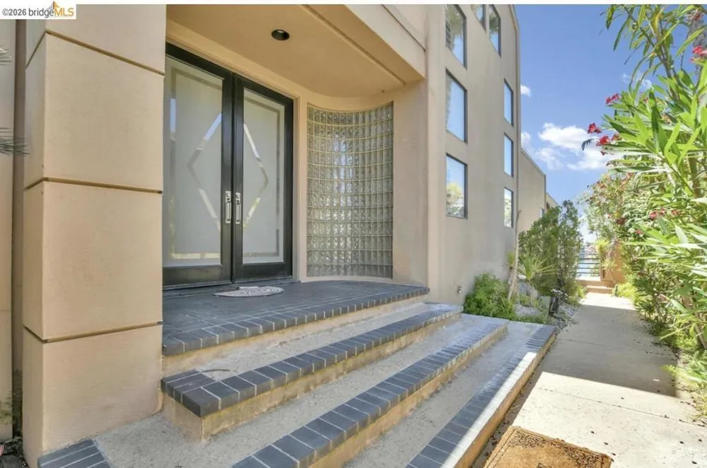 1957 Dolphin Pl Discovery Bay, CA 94505