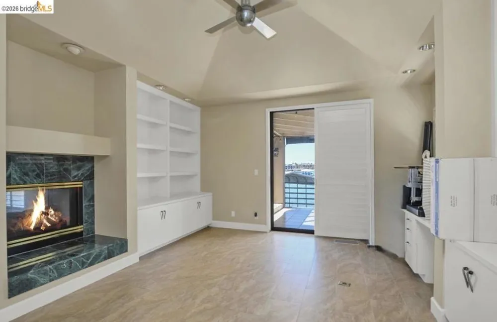 1957 Dolphin Pl Discovery Bay, CA 94505