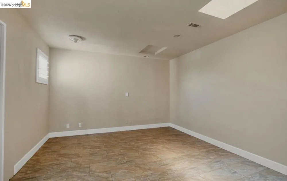 1957 Dolphin Pl Discovery Bay, CA 94505