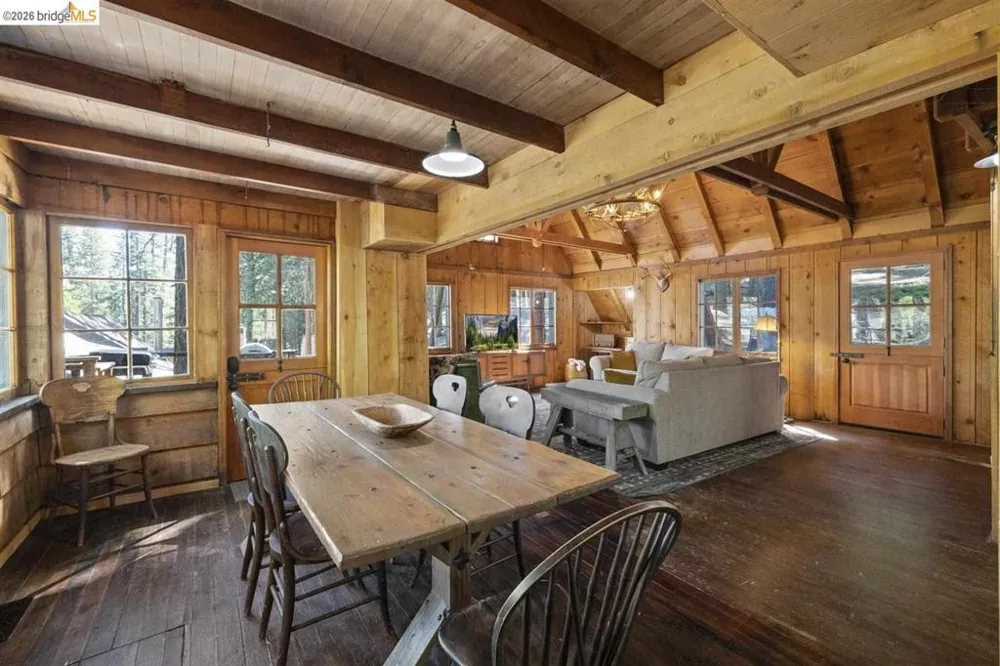 73 Pinecrest Pinecrest, CA 95364