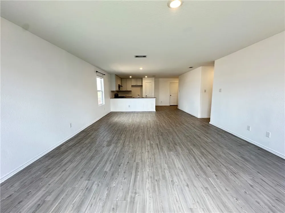 1203 Athena Drive Portland, TX 78374