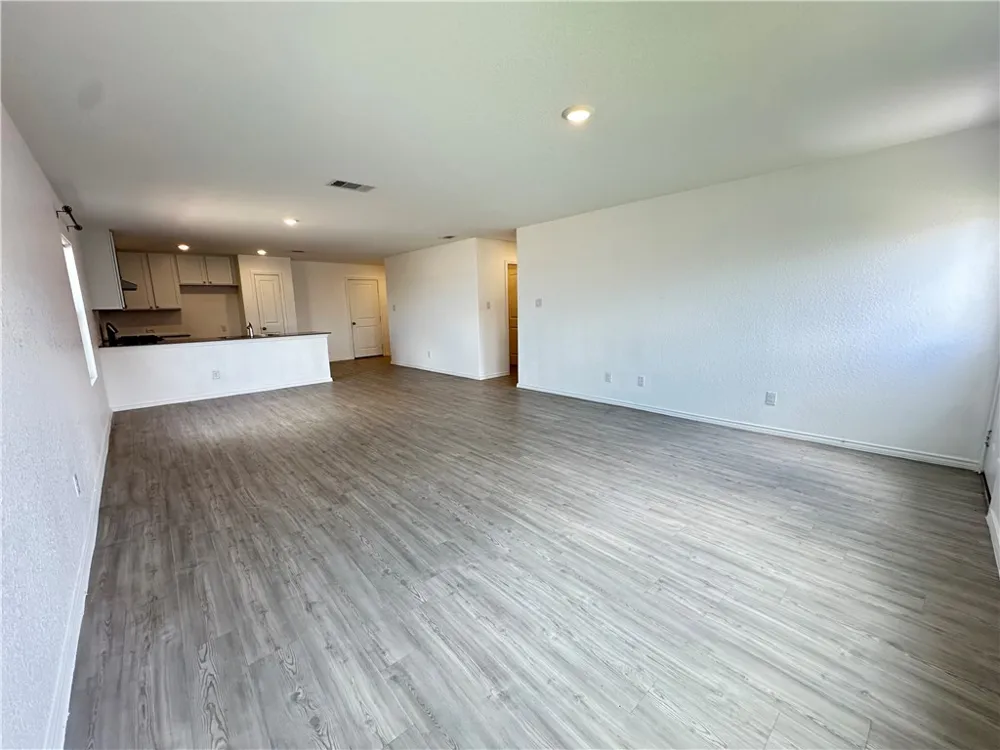 1203 Athena Drive Portland, TX 78374
