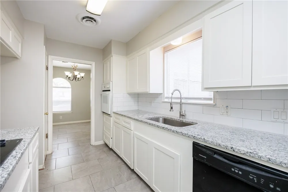 207 Blanco Drive Portland, TX 78374