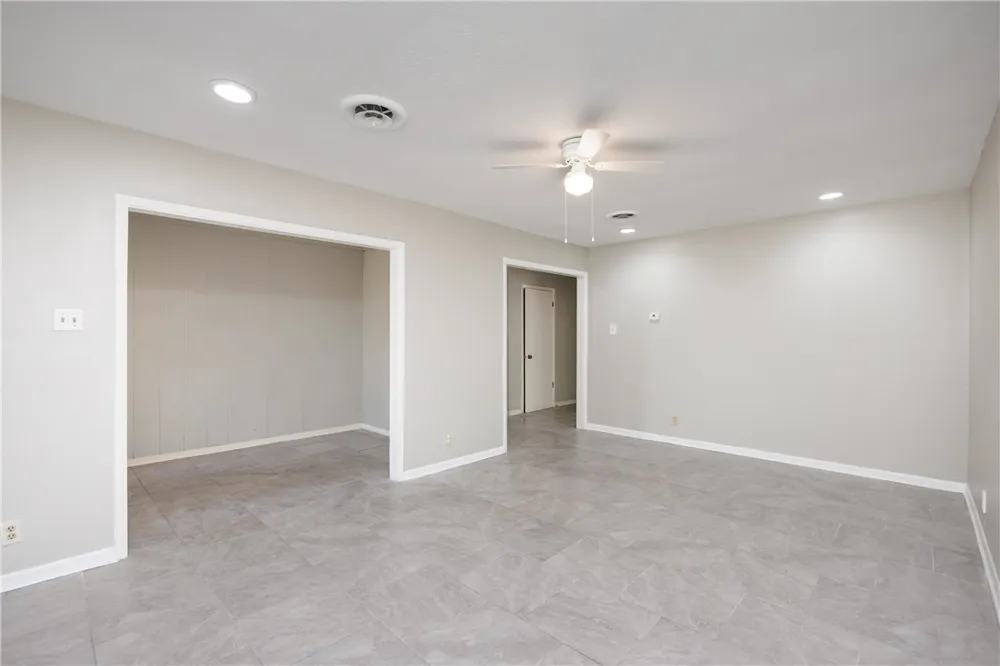 207 Blanco Drive Portland, TX 78374
