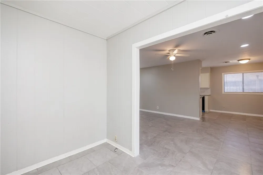 207 Blanco Drive Portland, TX 78374