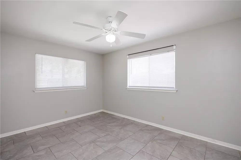 207 Blanco Drive Portland, TX 78374