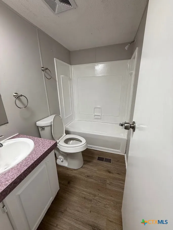 341 Buck Trail Canyon Lake, TX 78133